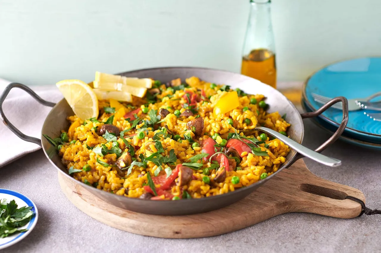 verschiedene Gerichte mit Kurkuma