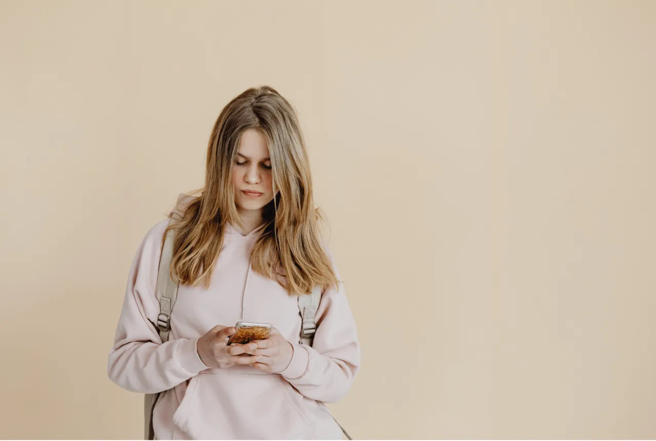 osoba zastanawiająca się pytania autorefleksja