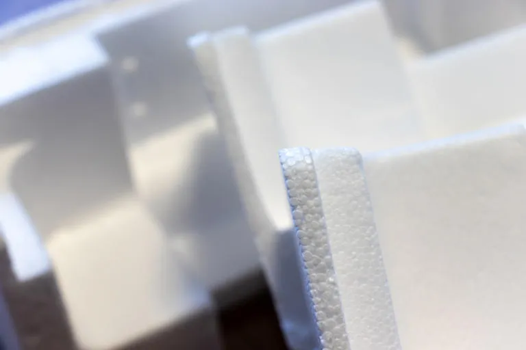 styropian opakowaniowy po telewizorze