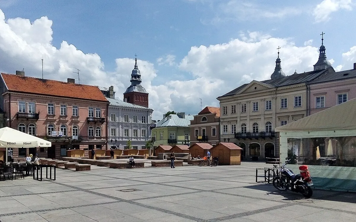 Piotrków Trybunalski Stare Miasto rynek kamieniczki