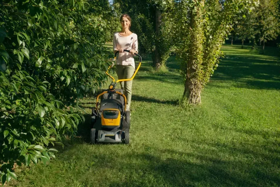 kosiarki akumulatorowe makita stiga porównanie