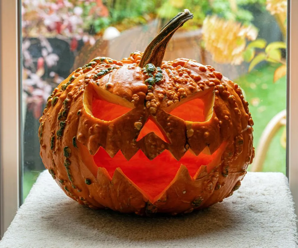 dekoracje z dyni na halloween