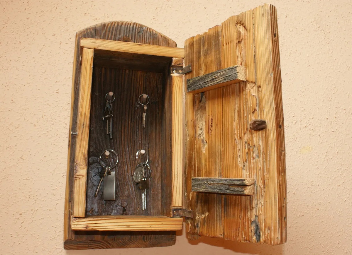 meble ze starych desek inspiracje