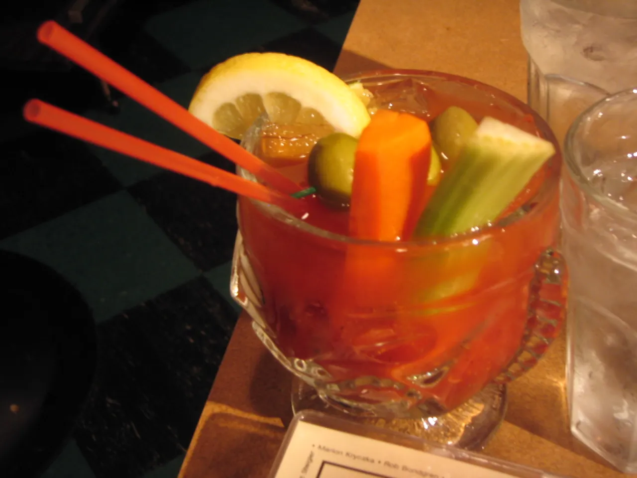 Wariacje drinka Krwawa Mary (Bloody Caesar, Bloody Maria, Virgin Mary)