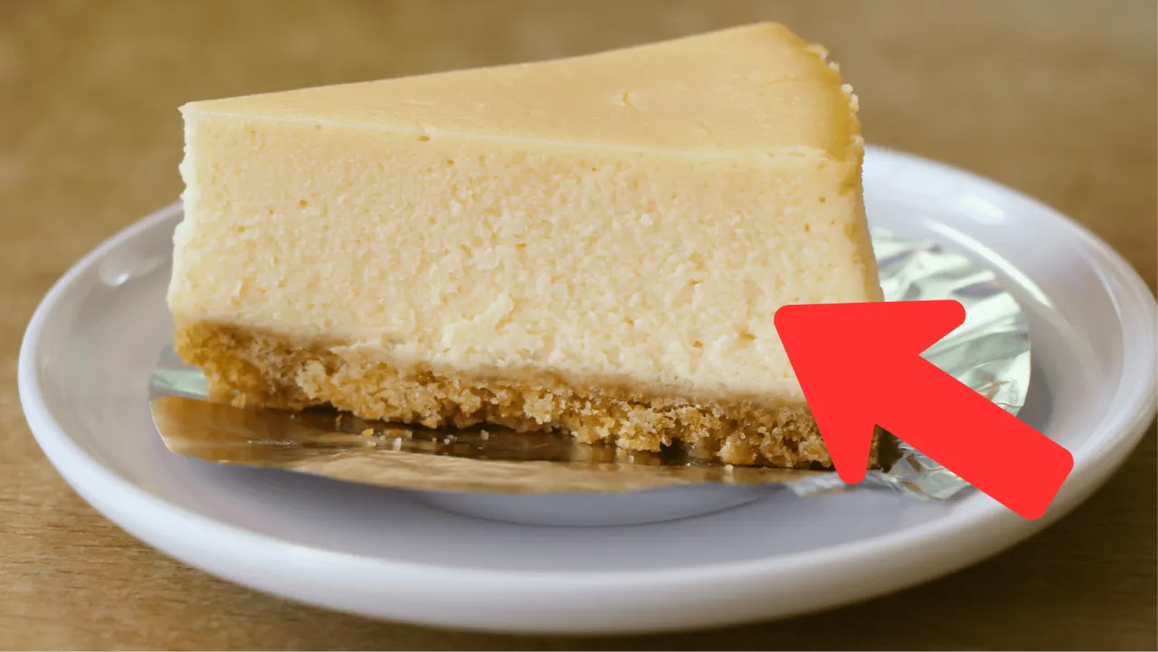 idealnie upieczony sernik bez pęknięć