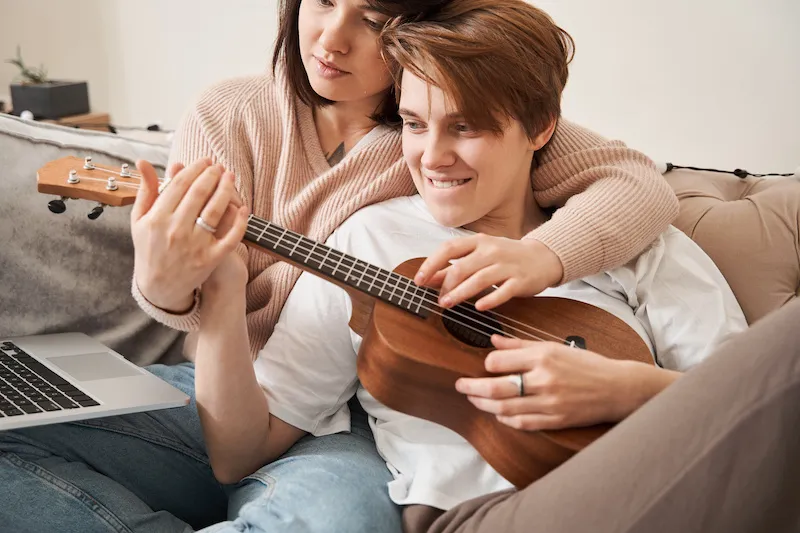 Zdjęcie Jak czytać nuty na ukulele i grać ulubione melodie bez trwogi