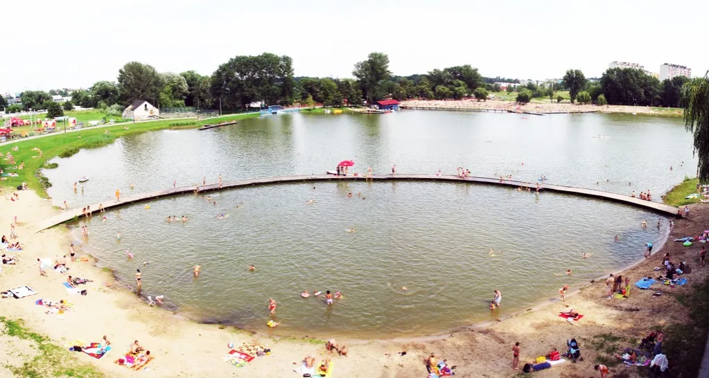 Zalew Borki Radom plaża