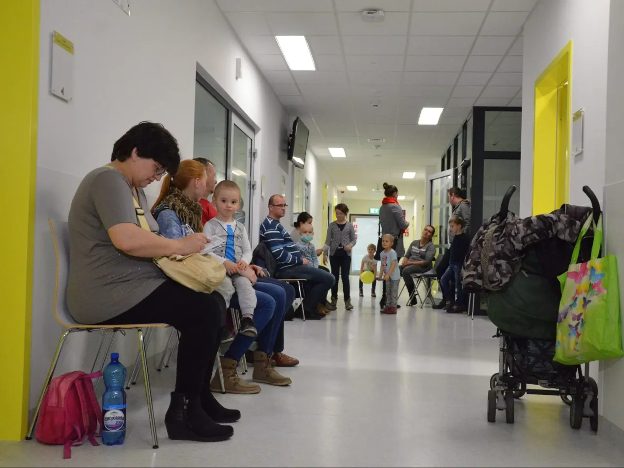 Długie kolejki do lekarza NFZ