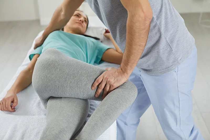 bezpieczne wstawanie po operacji kręgosłupa