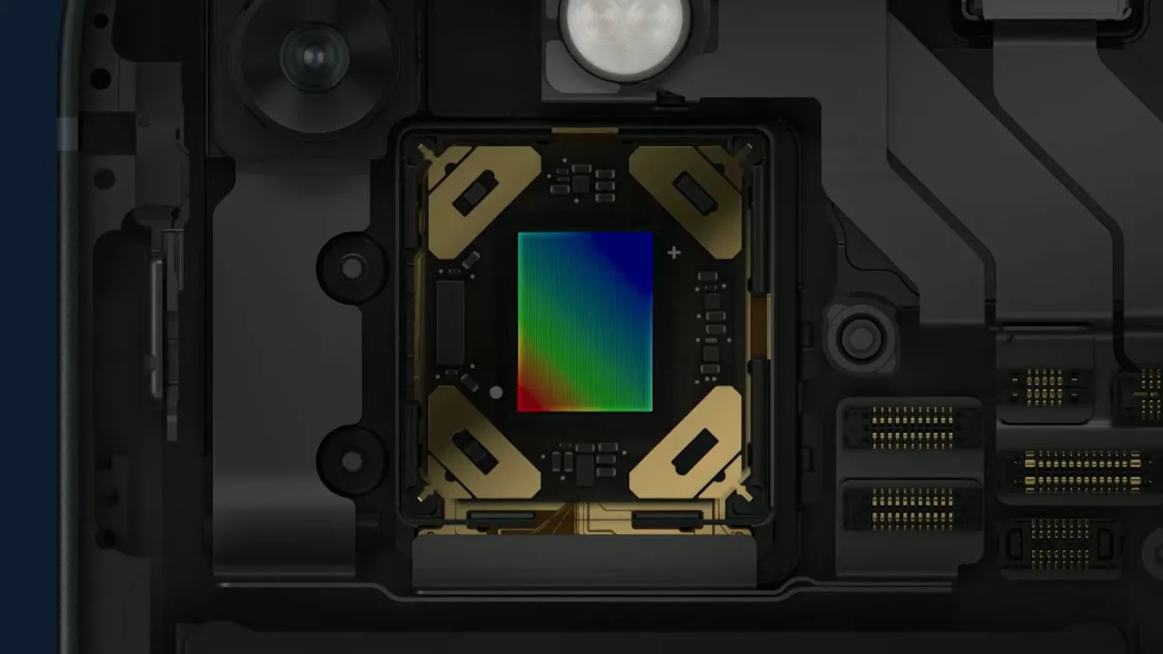 iPhone 13 sensor shift OIS and larger sensor