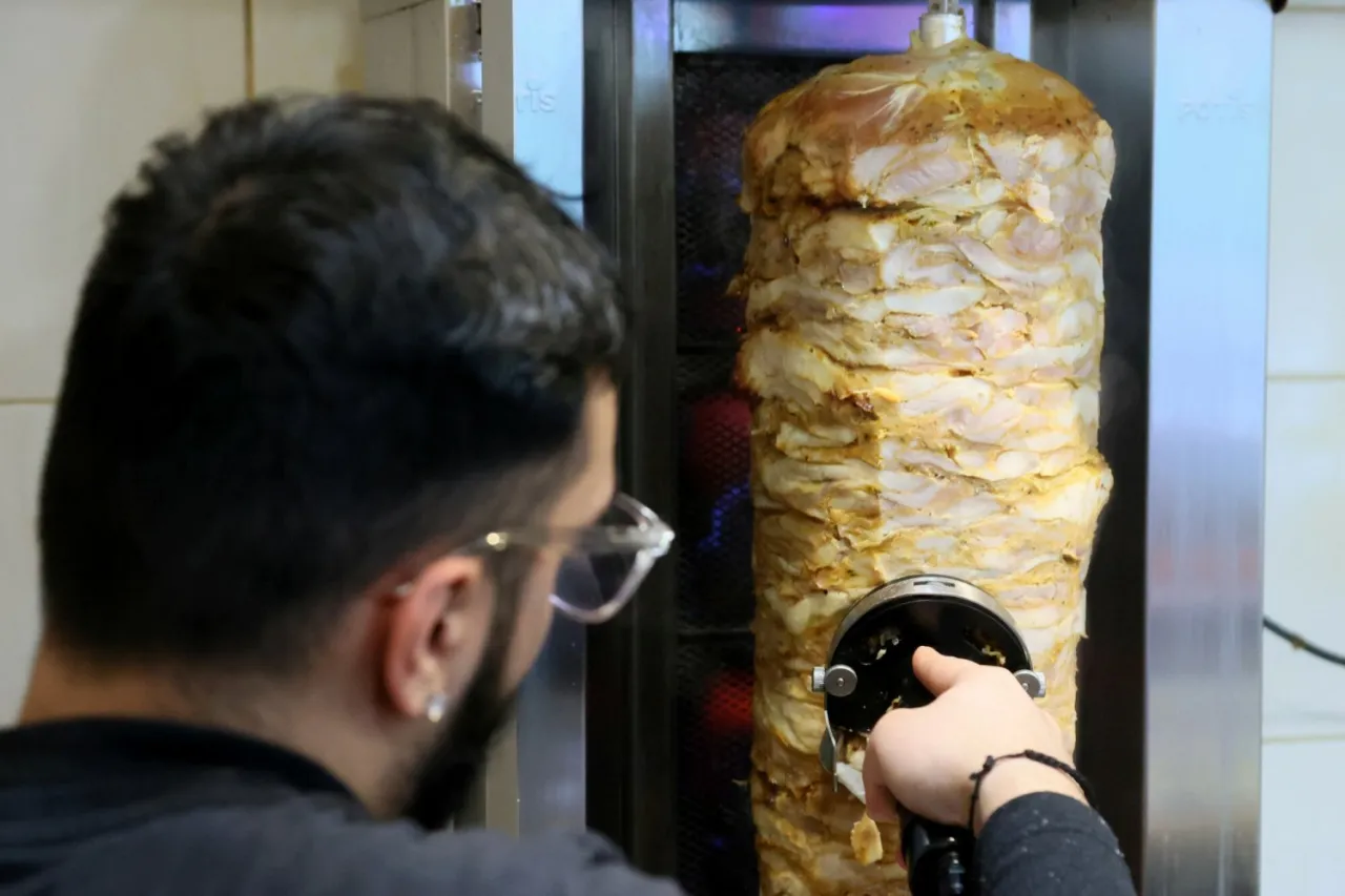 kebab z kurczaka wołowiny baraniny porównanie