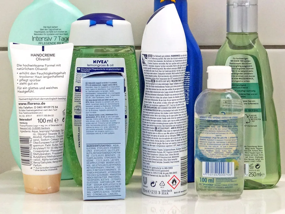INCI Liste Inhaltsstoffe auf der R&uuml;ckseite eines Kosmetikprodukts analysieren