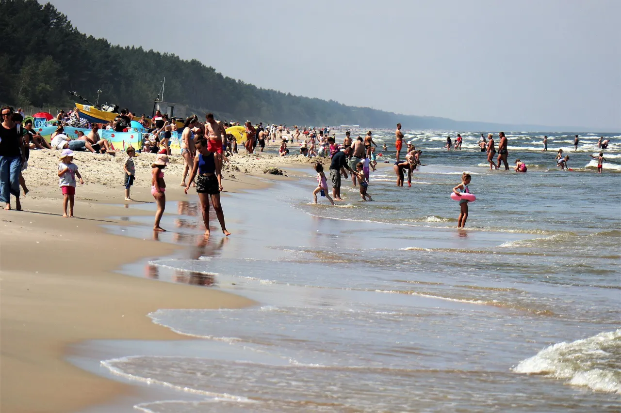 Zdjęcie Gdzie jest najcieplejsza woda w Bałtyku? Odkryj najlepsze miejsca na lato