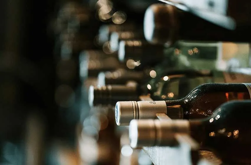 Zdjęcie Gdzie sprzedać stare wino i uniknąć strat finansowych?