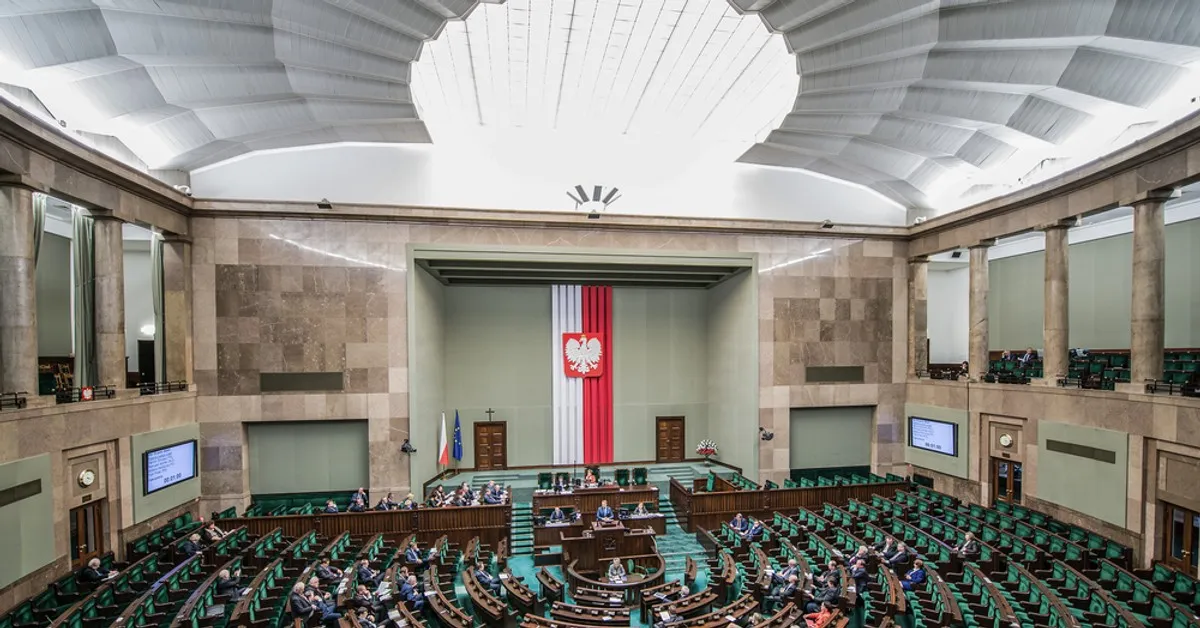 Zdjęcie Kiedy pierwsze posiedzenie sejmu po wyborach? Ważne informacje i daty