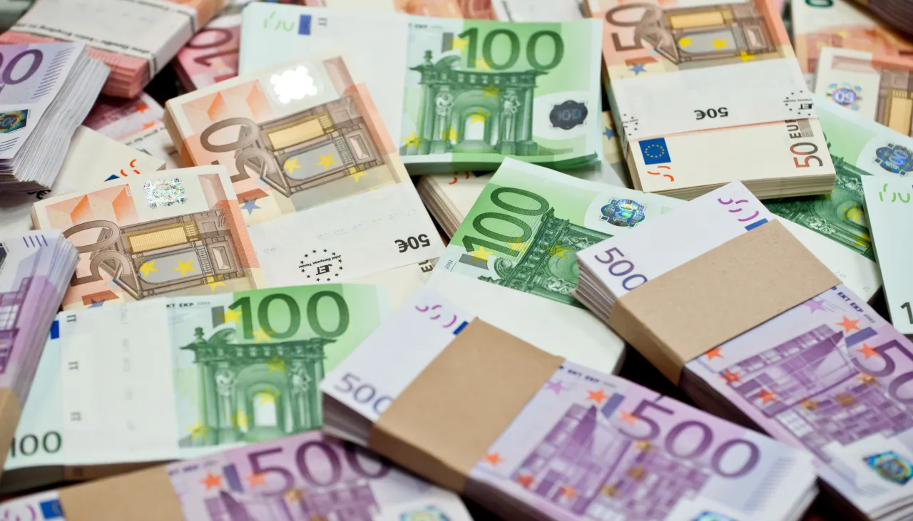 Zdjęcie Jaka waluta obowiązuje w Niemczech? Sprawdź, dlaczego euro to jedyna opcja!