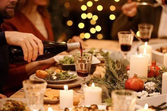 Zdjęcie Ile kosztuje catering na wigilię? Przegląd cen i ofert na 2023