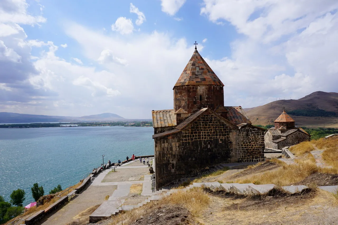 Zdjęcie Niezapomniane atrakcje Armenii, które musisz zobaczyć podczas podróży