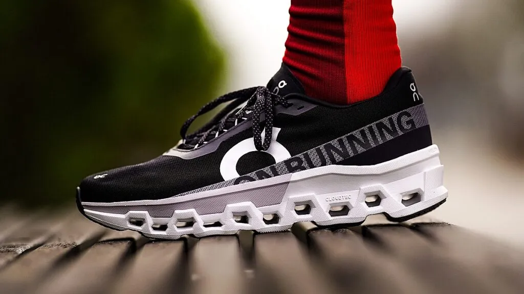 Zdjęcie Jakie buty na asfalt wybrać, aby uniknąć bólu i kontuzji?