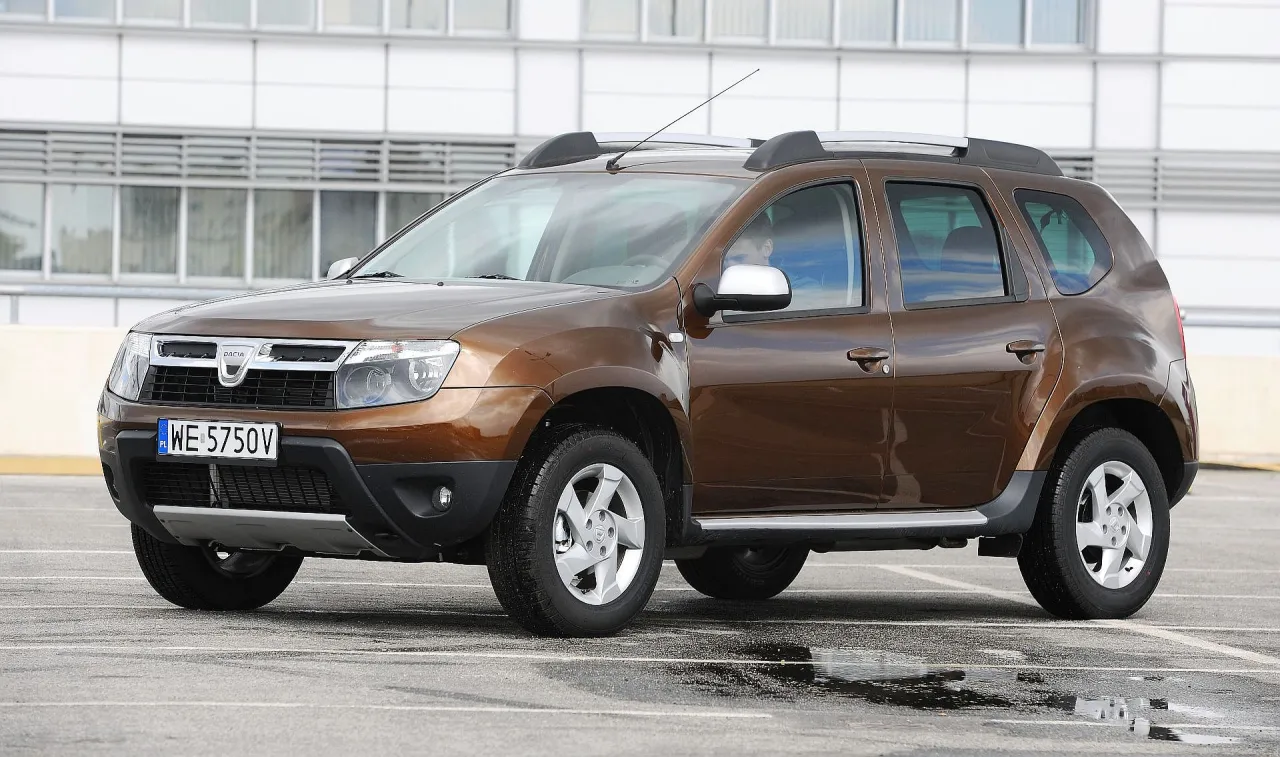 Zdjęcie Dacia Duster jaki silnik wybrać, aby uniknąć wysokiego zużycia paliwa?