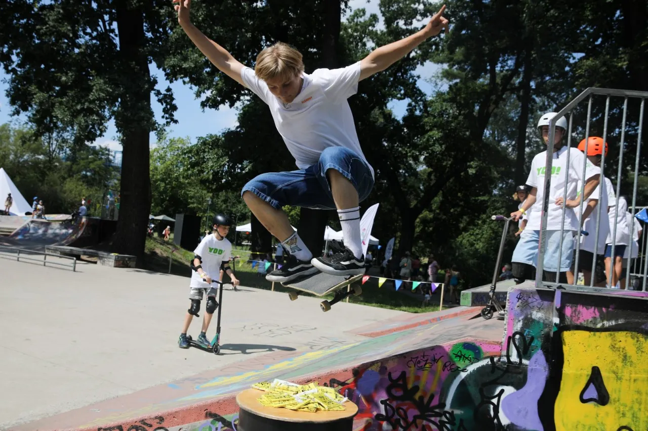 Zdjęcie Skatepark Widzew – najlepsze miejsce dla skaterów w Łodzi