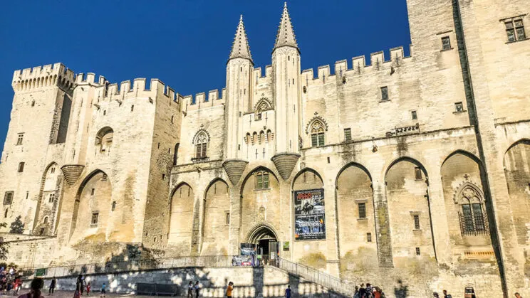 Zdjęcie Pałac Papieski w Awinionie: historia, architektura i praktyczne porady dla turystów