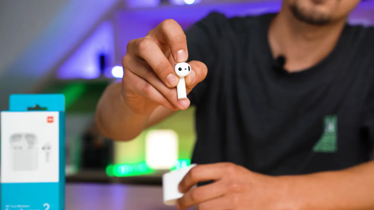 Zdjęcie Jak nosić słuchawki bezprzewodowe Xiaomi, aby uniknąć dyskomfortu?
