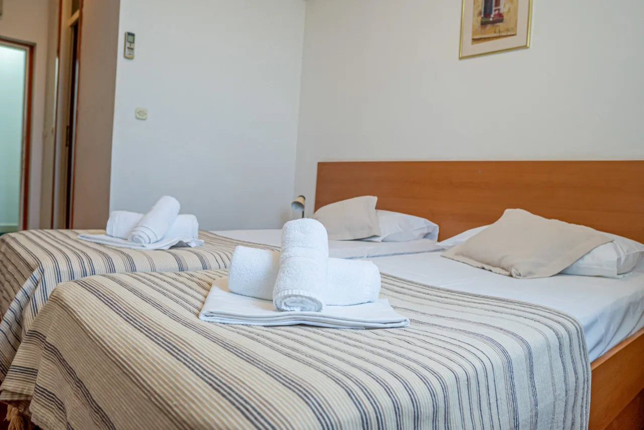 Zdjęcie Hotel Dujam Split: Komfortowy 3-gwiazdkowy nocleg w sercu Chorwacji