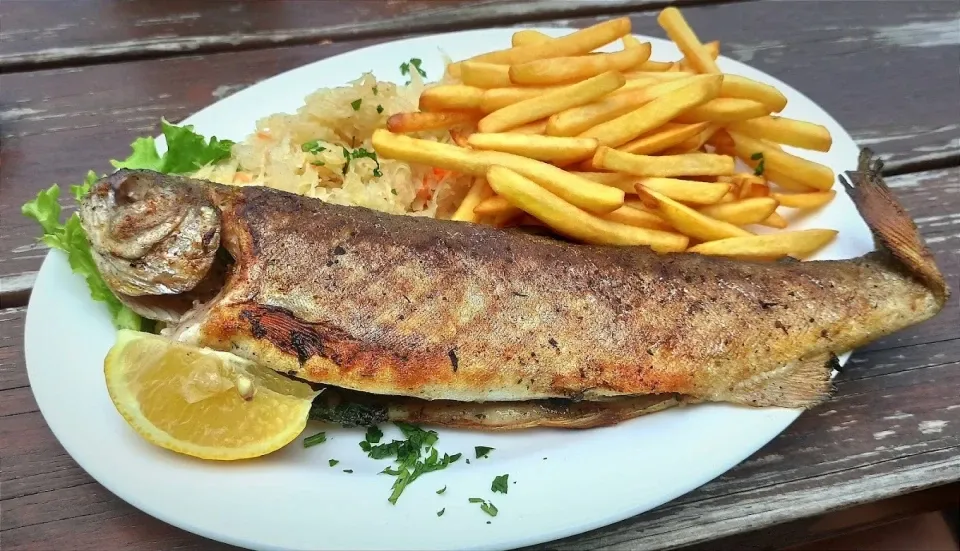 Zdjęcie Najlepsze miejsca, gdzie zjeść w Świeradowie-Zdroju – uniknij rozczarowania