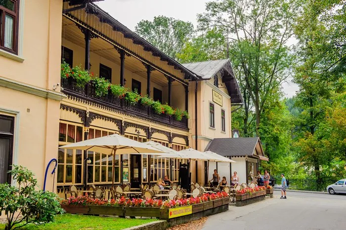 Zdjęcie Gdzie zjeść w Szczawnicy? Odkryj najlepsze restauracje i smaki