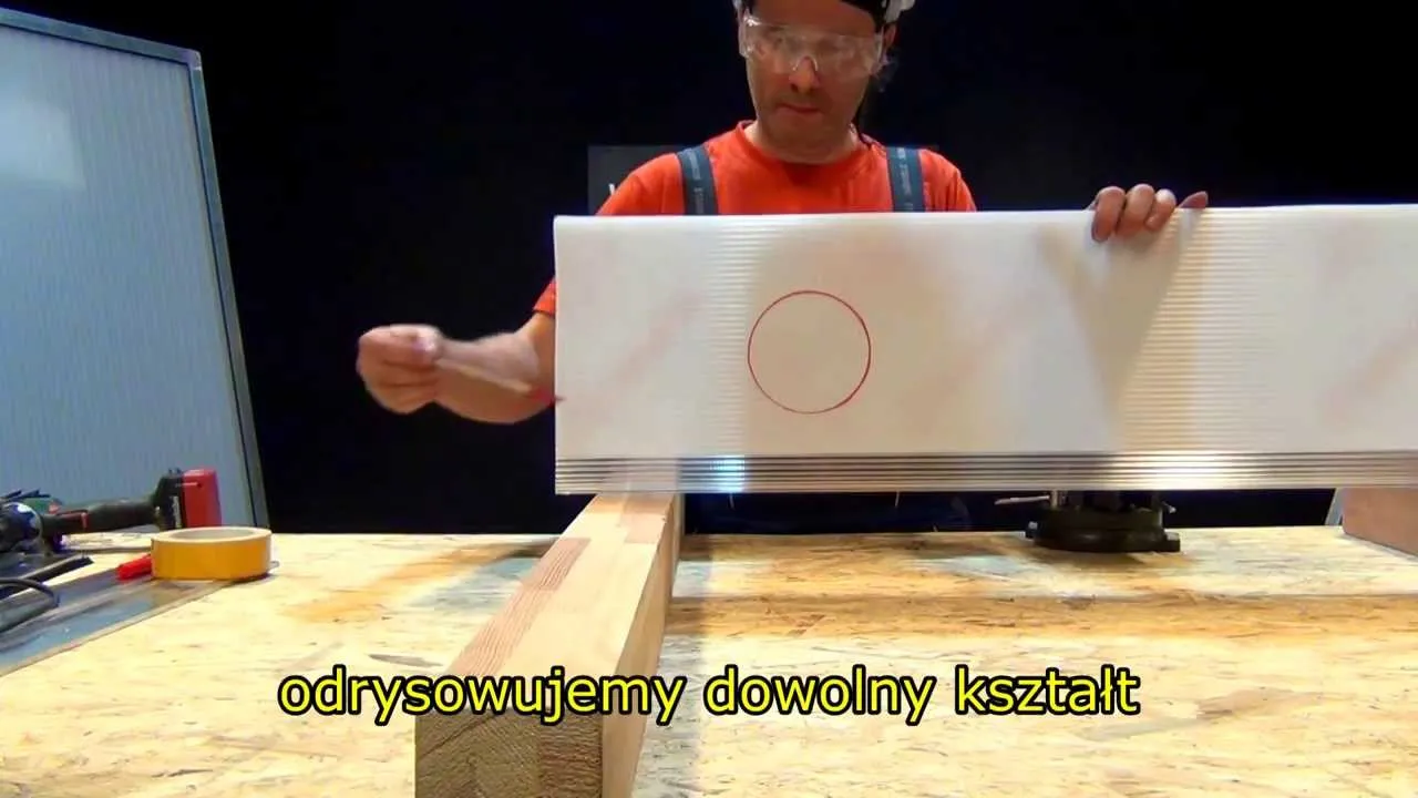 Zdjęcie Jak ciąć poliwęglan komorowy – proste metody na idealne cięcia