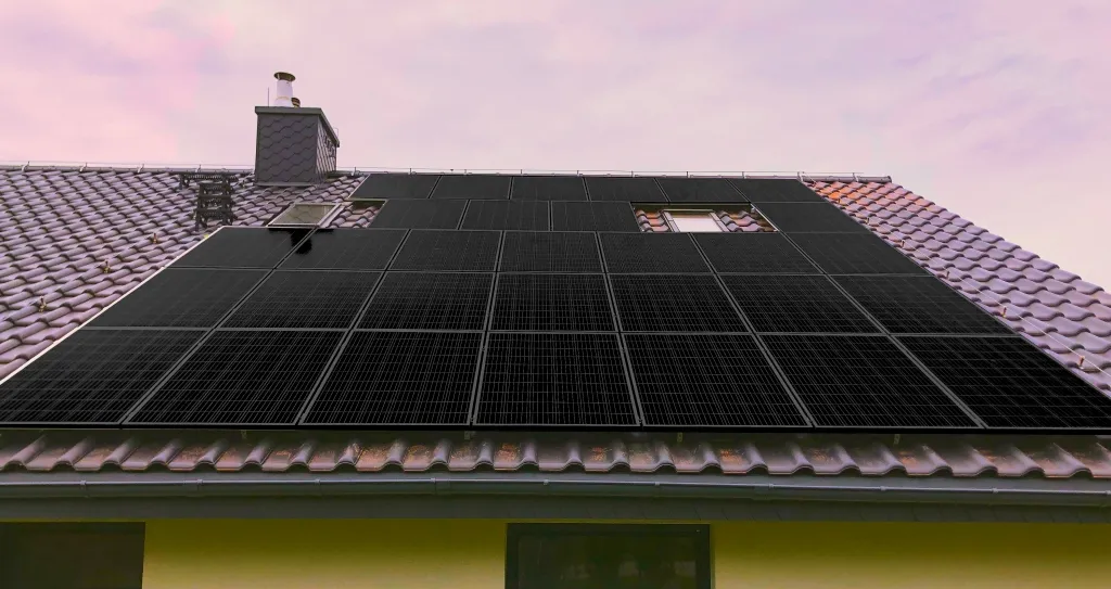 Zdjęcie Cena fotowoltaiki 6kW: ile kosztuje instalacja i od czego zależy