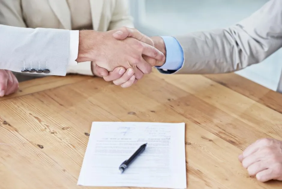 Zdjęcie Jaka umowa po okresie próbnym 3 miesiące? Sprawdź swoje opcje zatrudnienia