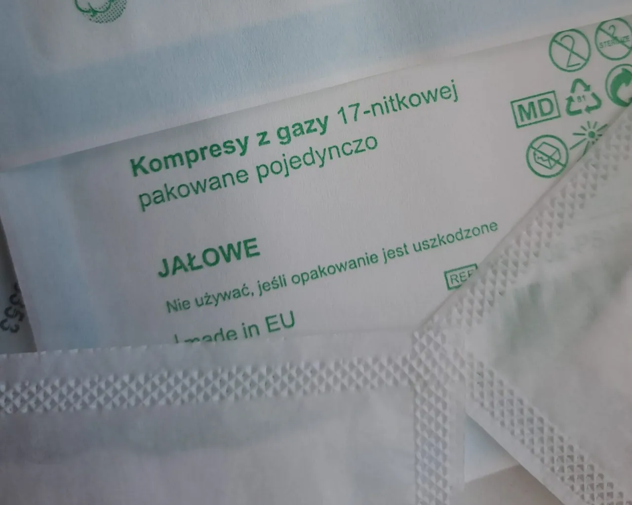 Rodzaje gazy jałowa i niejałowa opakowania