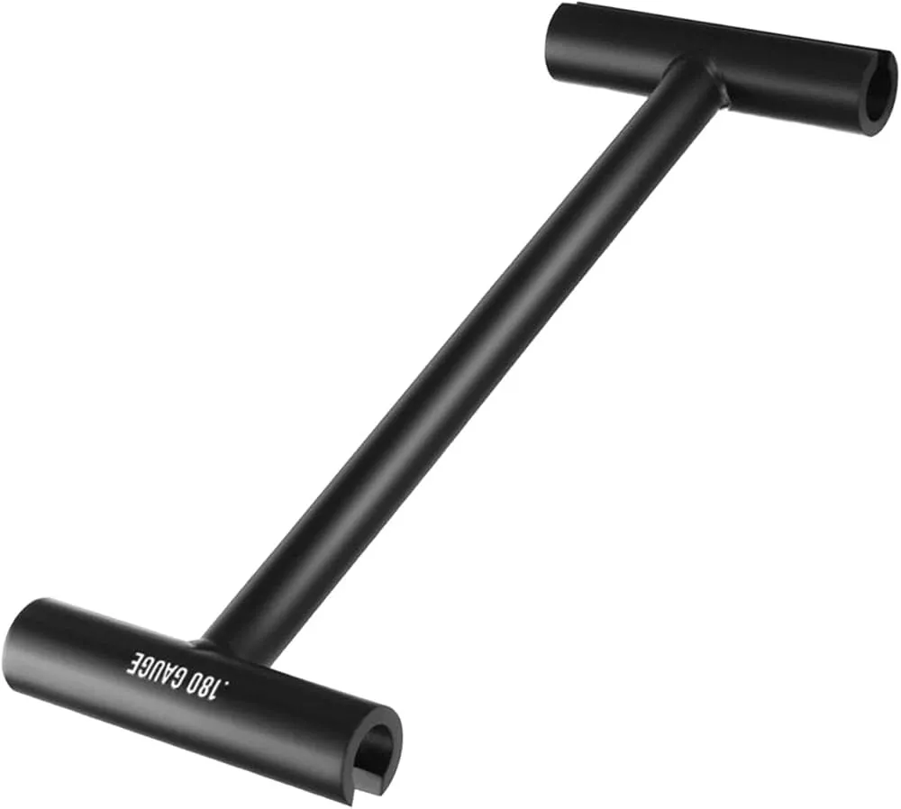 narzędzia do regulacji drzwi klucz imbusowy wkrętak poziomica