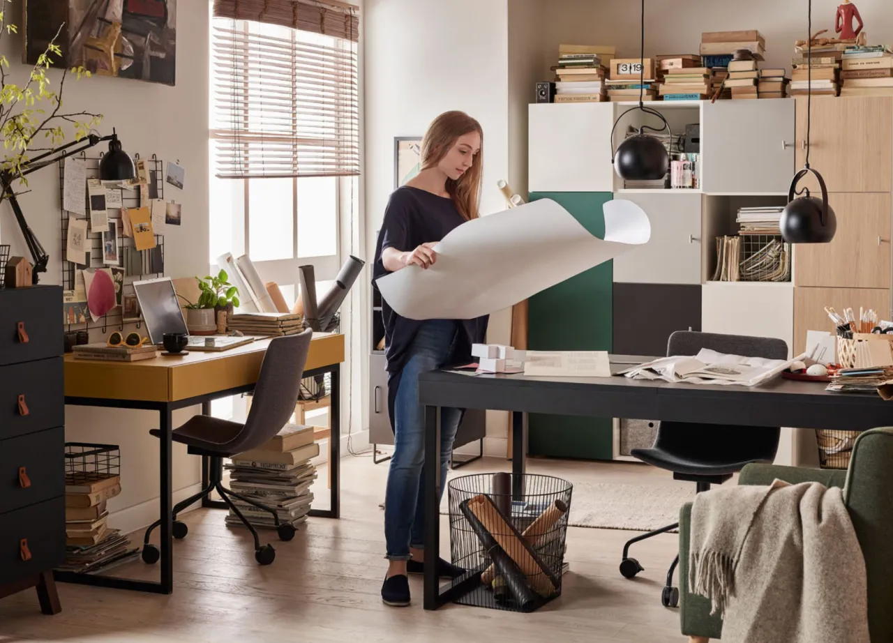 Biuro w mieszkaniu, praca zdalna, home office