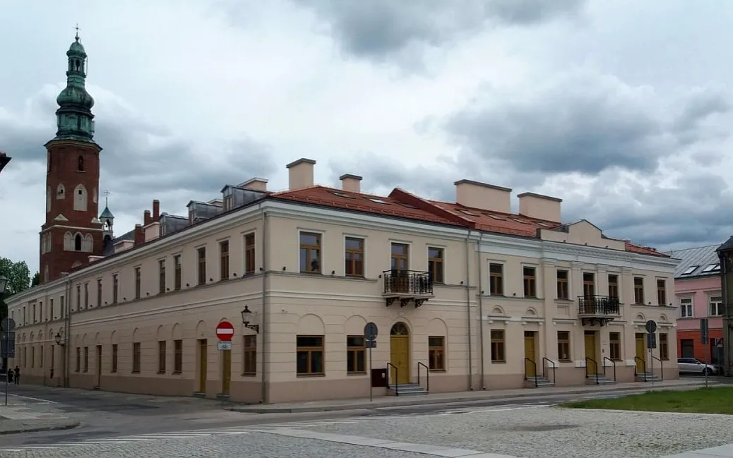 Rynek Radom, Pałac Deskur&oacute;w