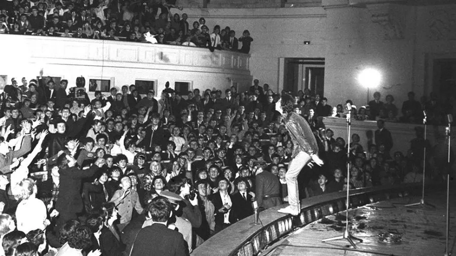 The Rolling Stones koncert scena publiczność