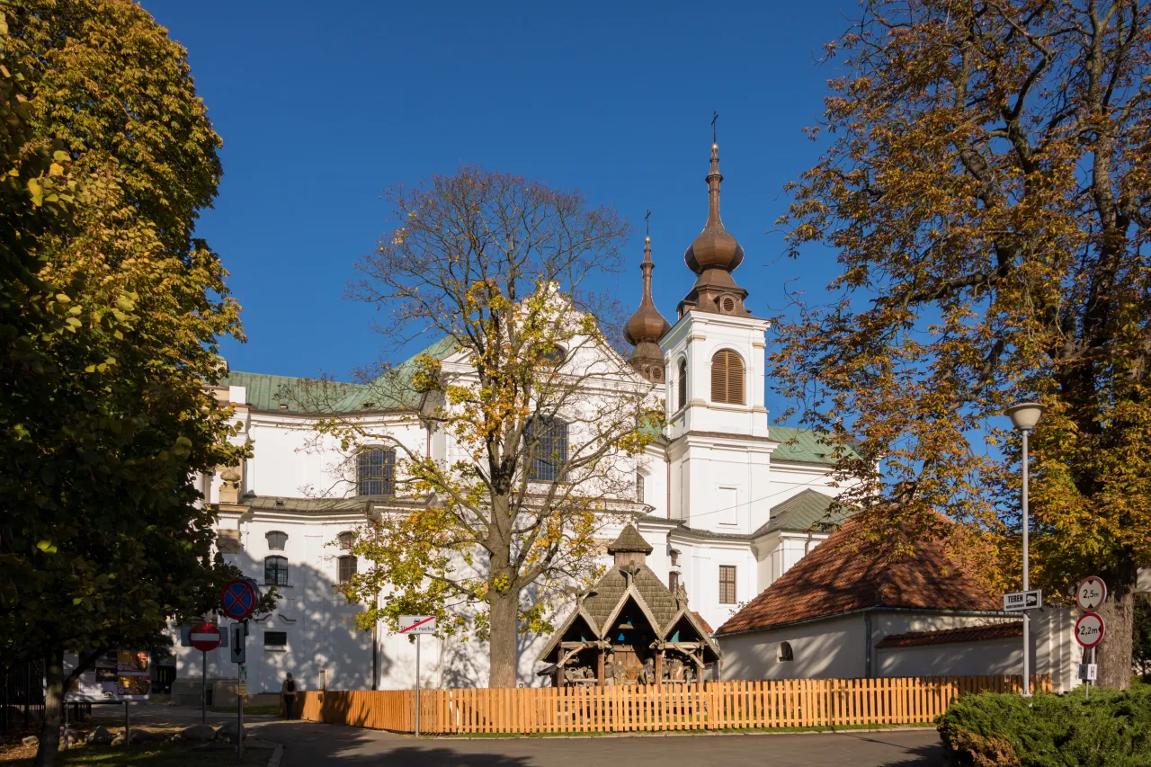 Zesp&oacute;ł Klasztorny Kameduł&oacute;w Lasek Bielański