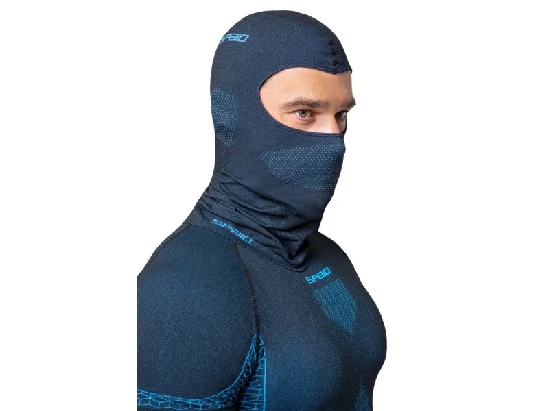 Kominiarka motocyklowa termoaktywna vs chłodząca