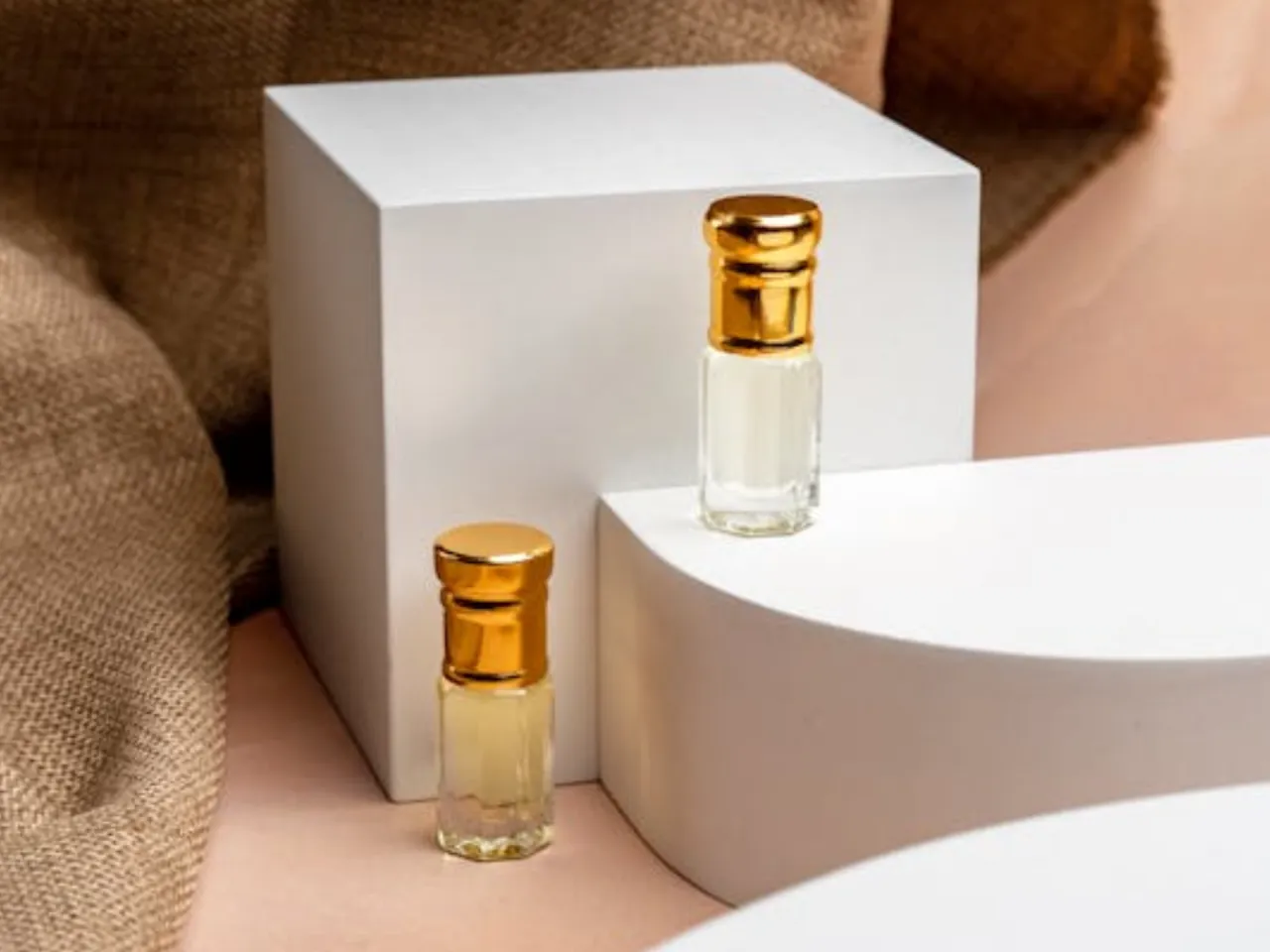 jak odr&oacute;żnić podr&oacute;bkę perfum testera