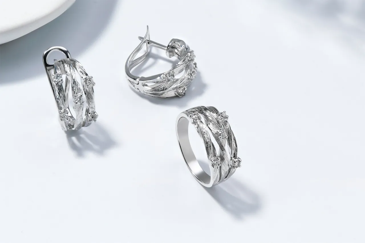 uszkodzone srebro rodowane