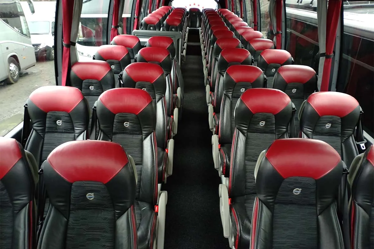 wybór autokaru dla grupy