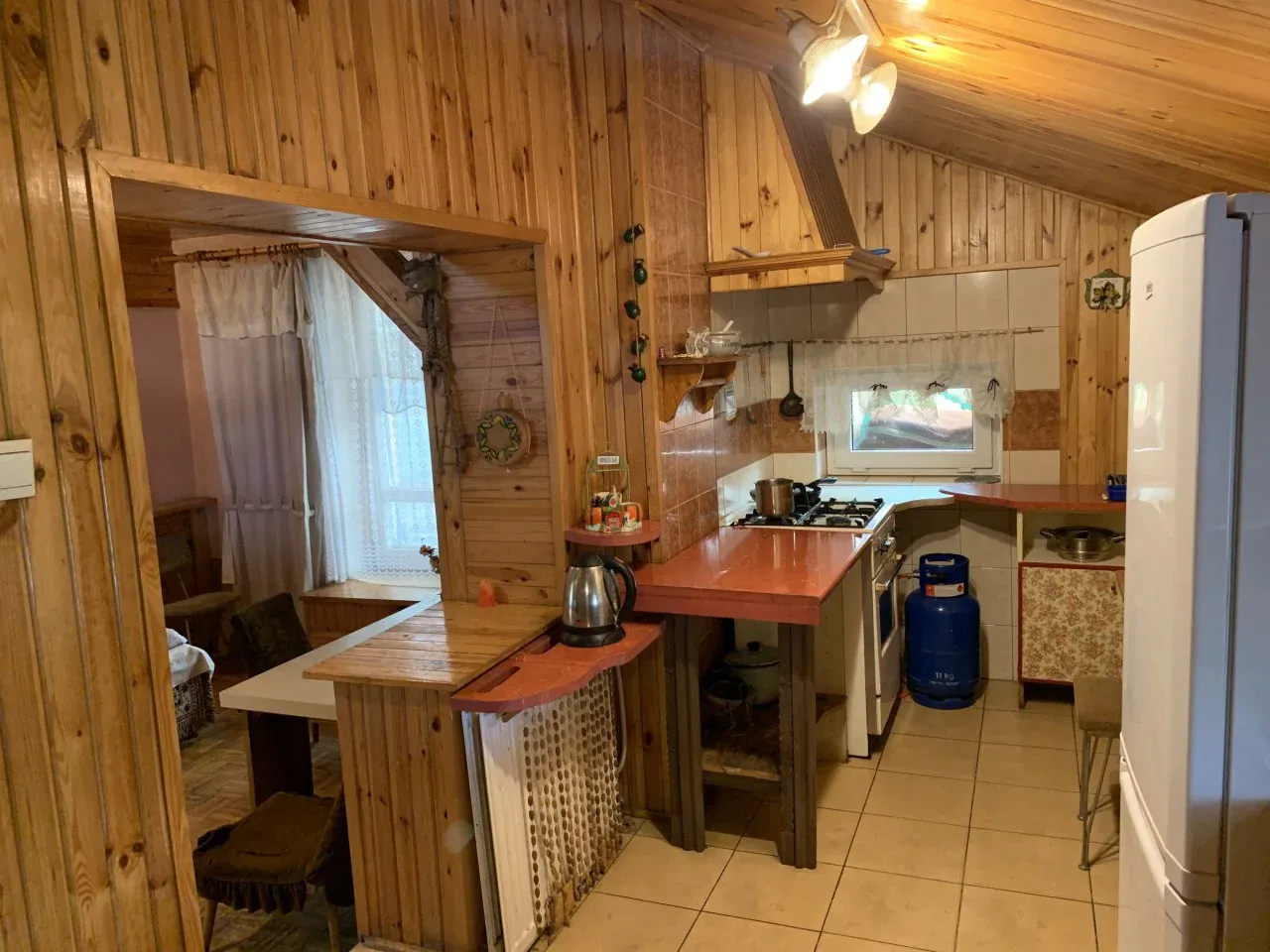 Agroturystyka w Polsce, wnętrze hostelu w Polsce