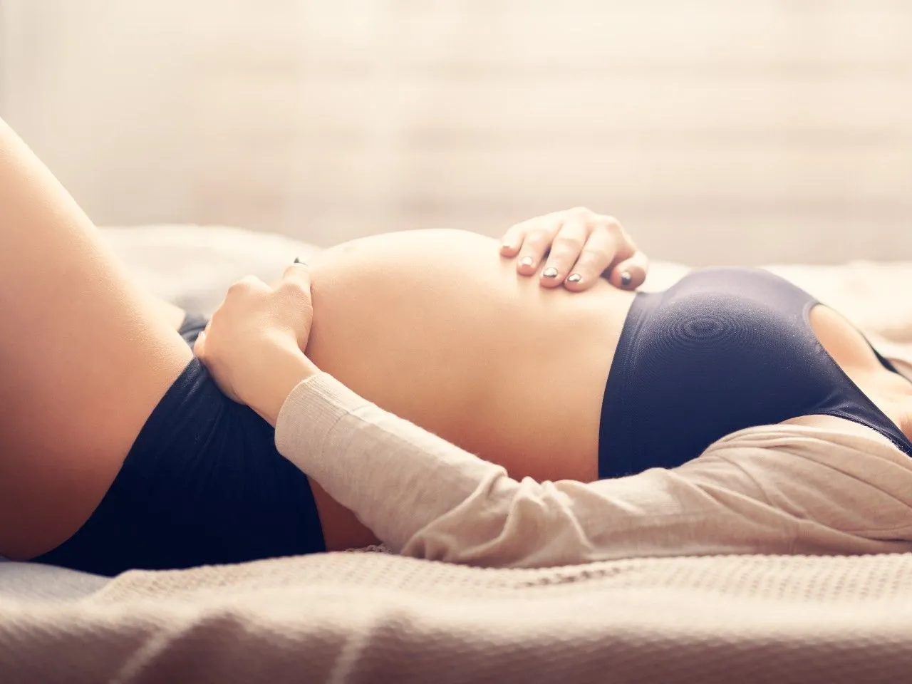 mały brzuch w ciąży a zdrowie dziecka