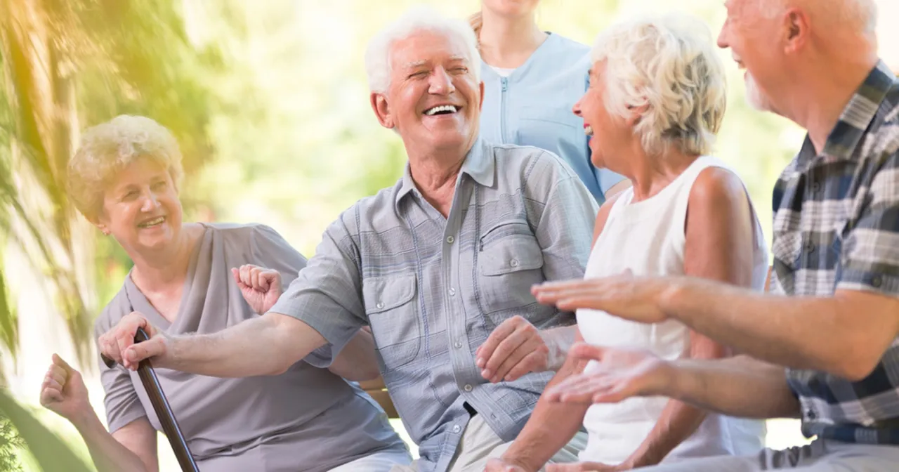 Rodzina wybierająca dom opieki dla seniora w Pobiedziskach