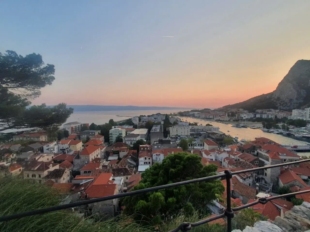 Twierdza Mirabella Omi&scaron; widok