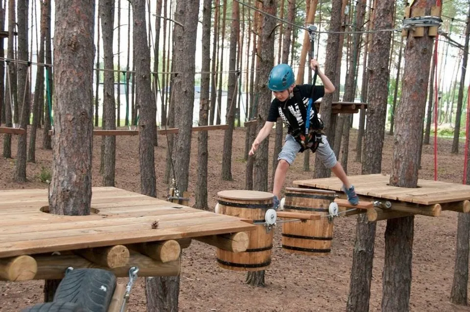 Park Linowy Janów Lubelski widok ogólny rodzinny