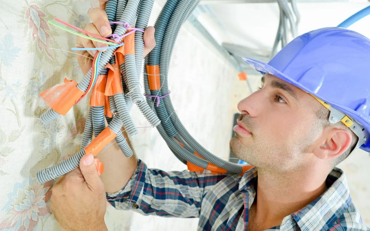 elektryk w Szwajcarii, szwajcarskie Alpy, praca elektryka