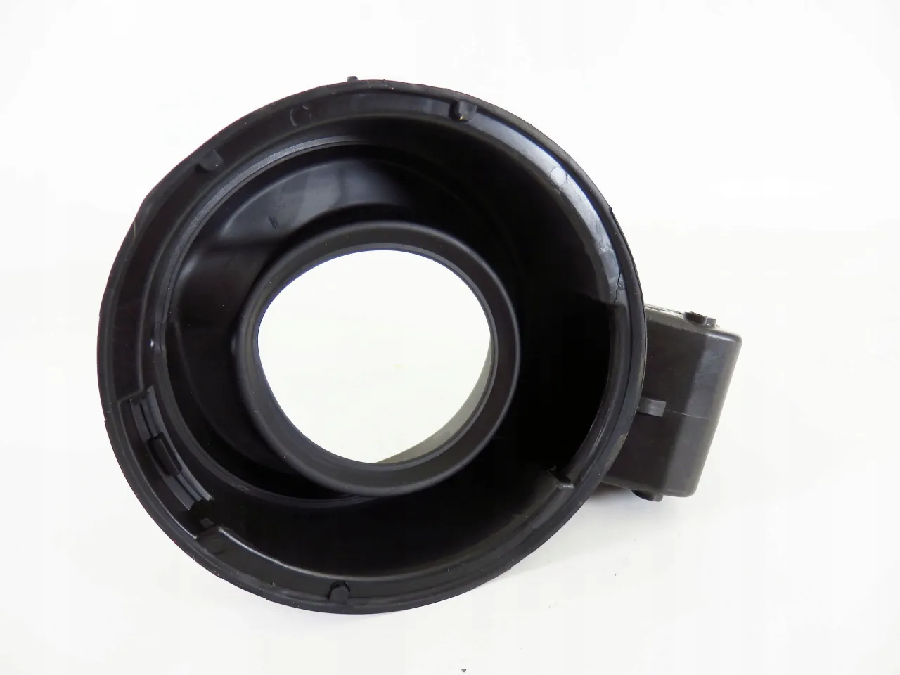 Citroen C4 wlew paliwa